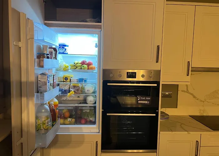 3 Bed Rooms Vip Family House