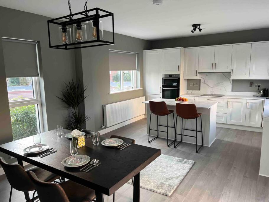 Ferienhaus 3 Bed Vip Family House